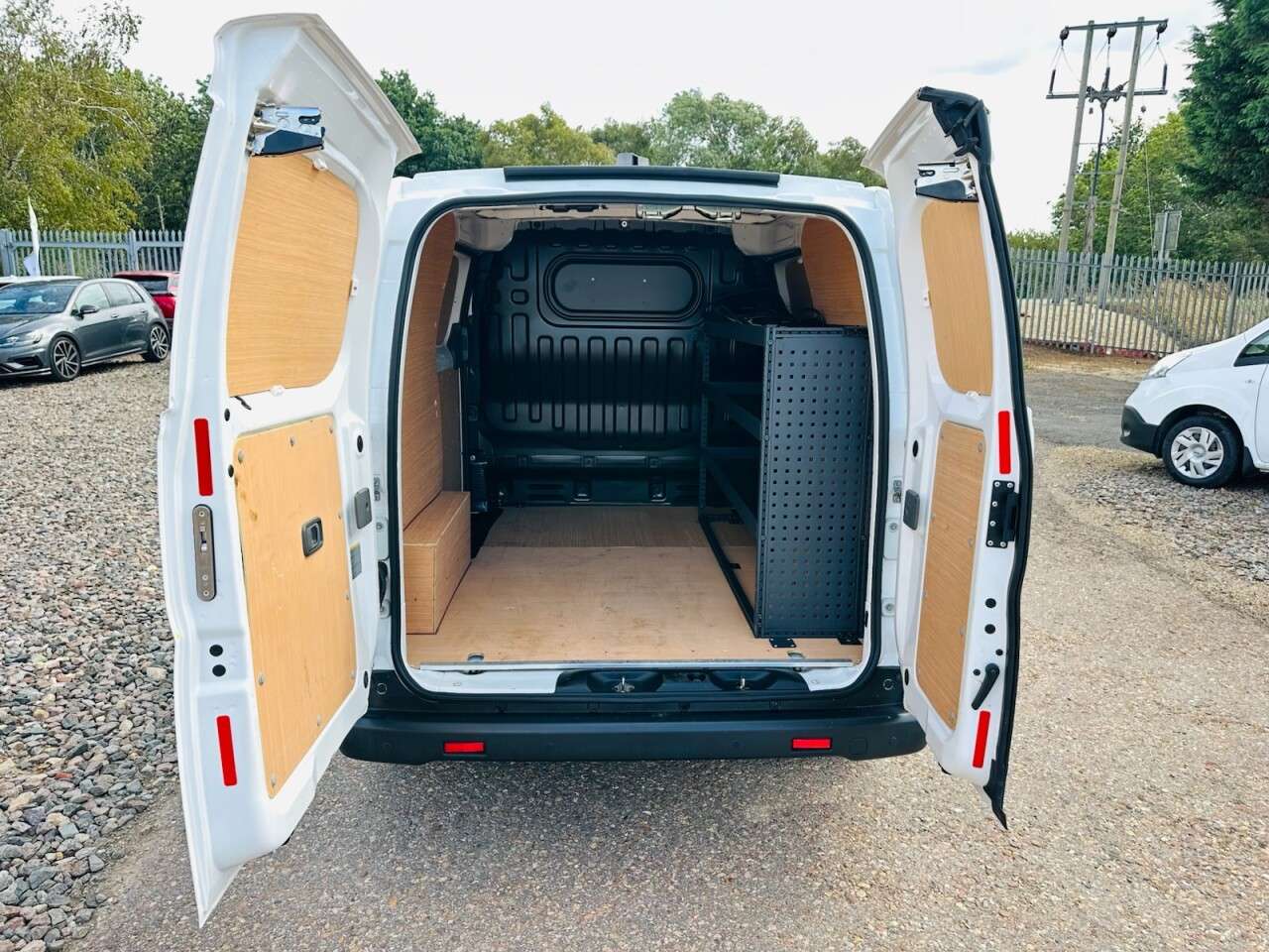 2022 NISSAN E-NV200 2022 NISSAN E-NV200