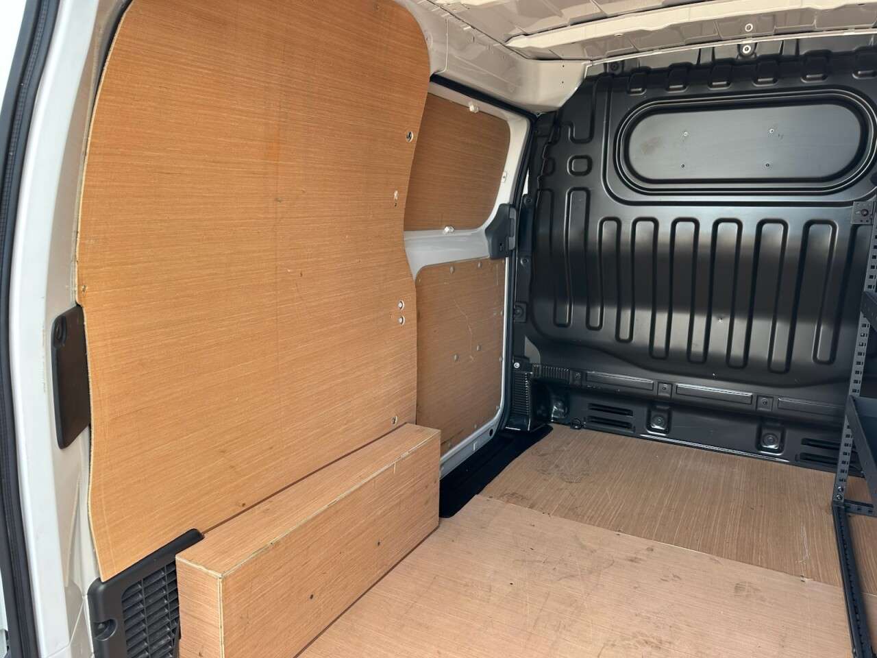 2022 NISSAN E-NV200 2022 NISSAN E-NV200
