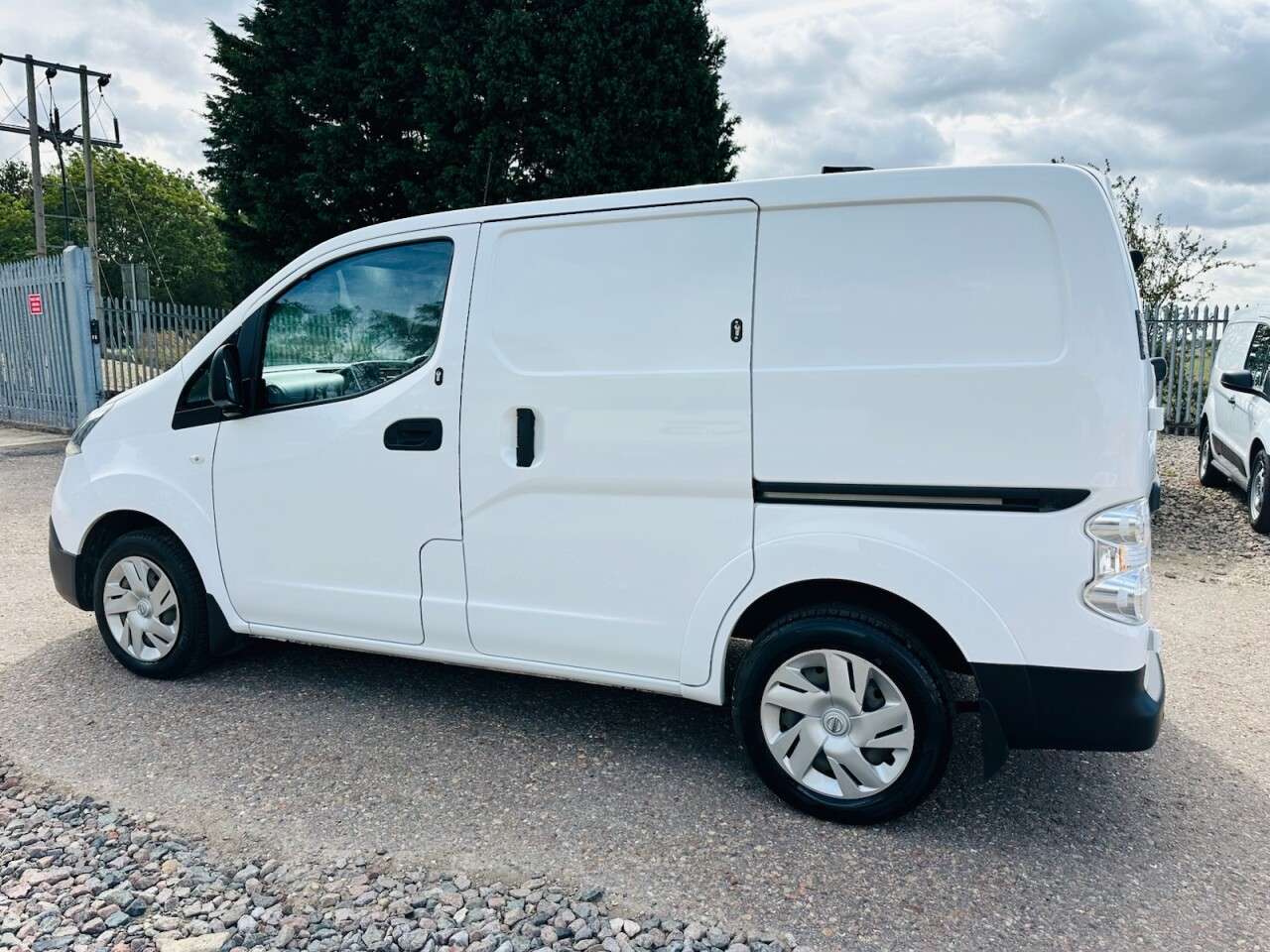 2022 NISSAN E-NV200 2022 NISSAN E-NV200