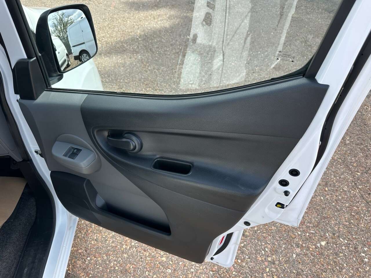 2022 NISSAN E-NV200 2022 NISSAN E-NV200