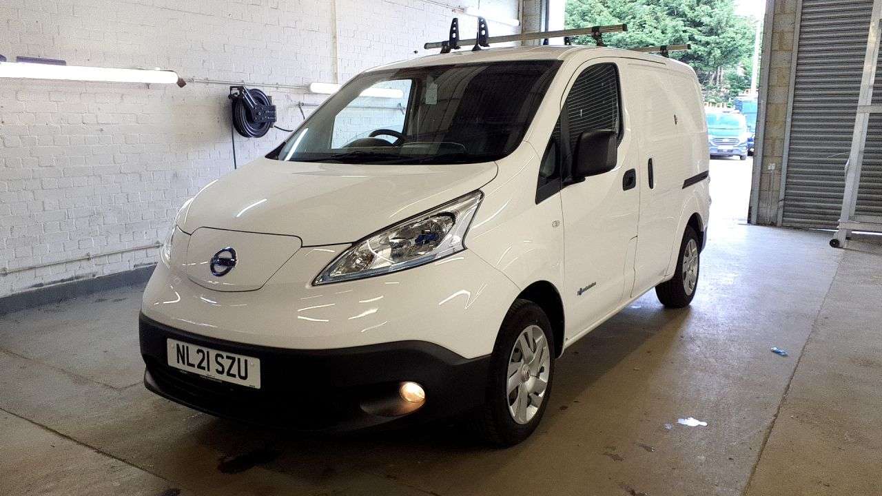 A 2021 NISSAN E-NV200 40kWh Acenta Panel Van 5dr Electric Auto SWB (Quick Charge) (109 ps) A 2021 NISSAN E-NV200 40kWh Acenta Panel Van 5dr Electric Auto SWB (Quick Charge) (109 ps)