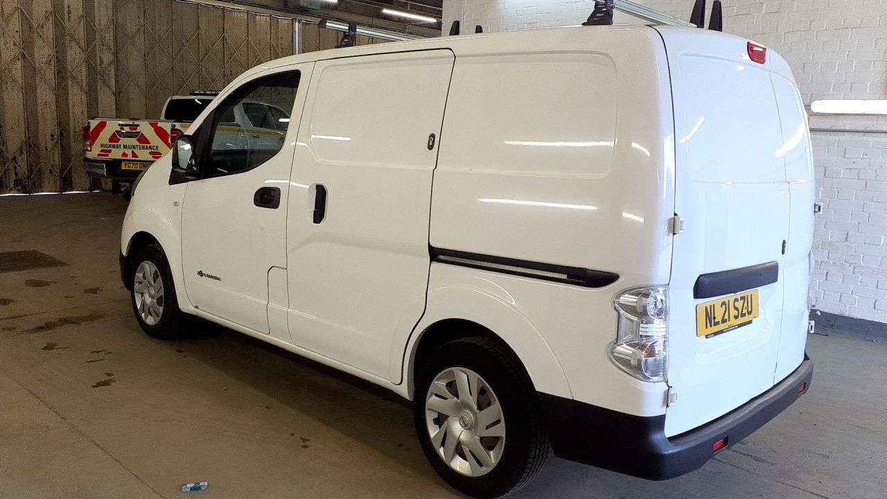 A 2021 NISSAN E-NV200 40kWh Acenta Panel Van 5dr Electric Auto SWB (Quick Charge) (109 ps) A 2021 NISSAN E-NV200 40kWh Acenta Panel Van 5dr Electric Auto SWB (Quick Charge) (109 ps)
