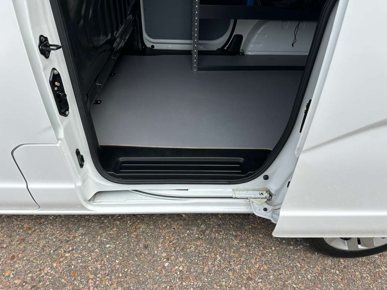 2021 NISSAN E-NV200 2021 NISSAN E-NV200