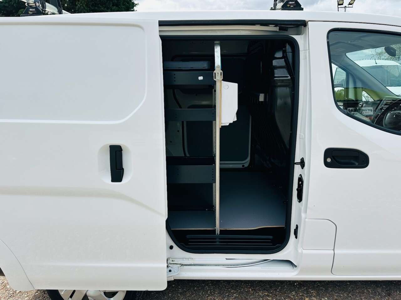 2021 NISSAN E-NV200 2021 NISSAN E-NV200