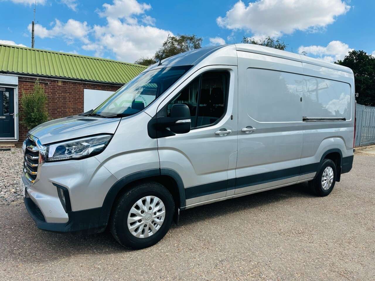 2021 MAXUS DELIVER 9 2021 MAXUS DELIVER 9