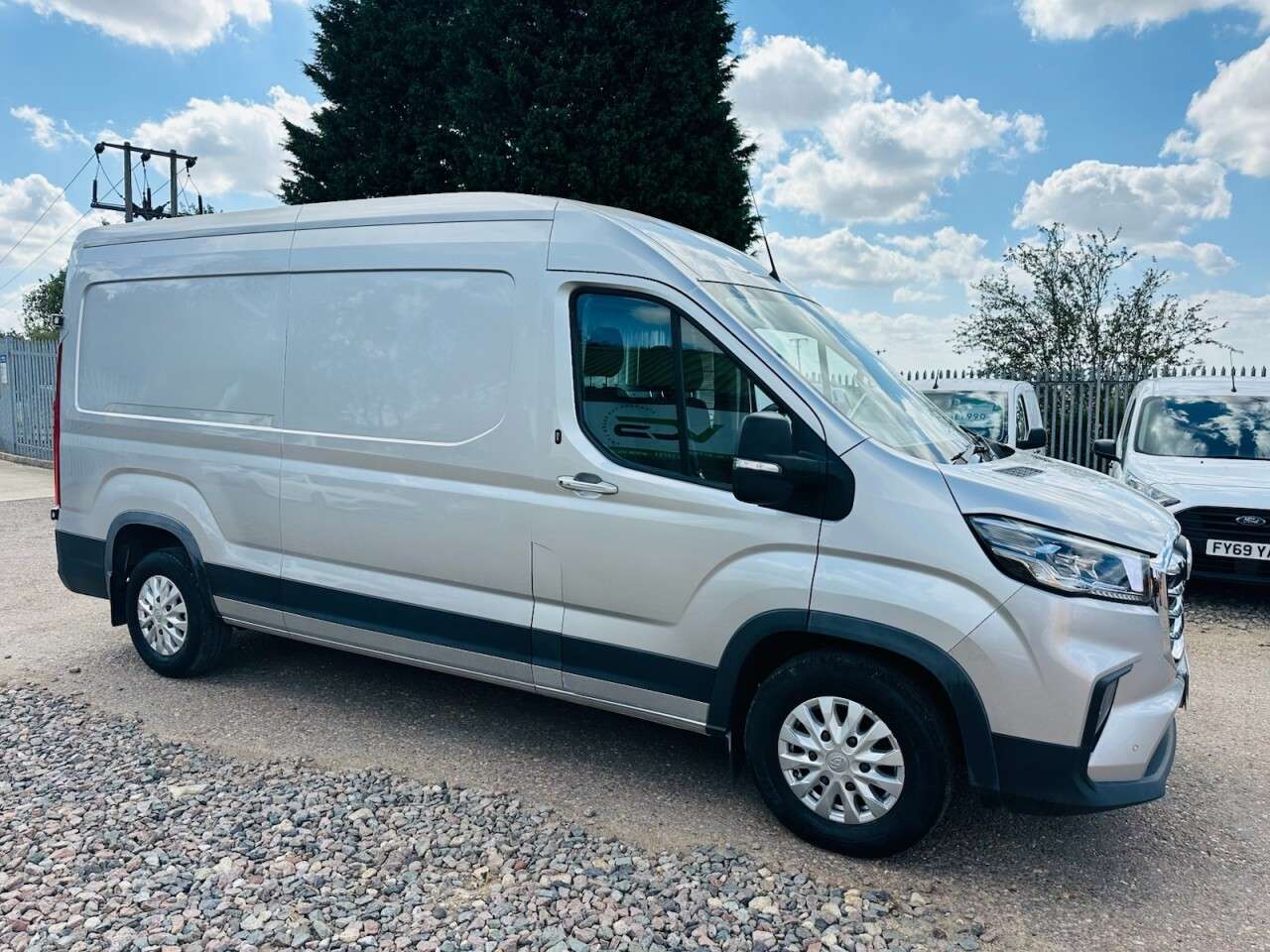 2021 MAXUS DELIVER 9 2021 MAXUS DELIVER 9