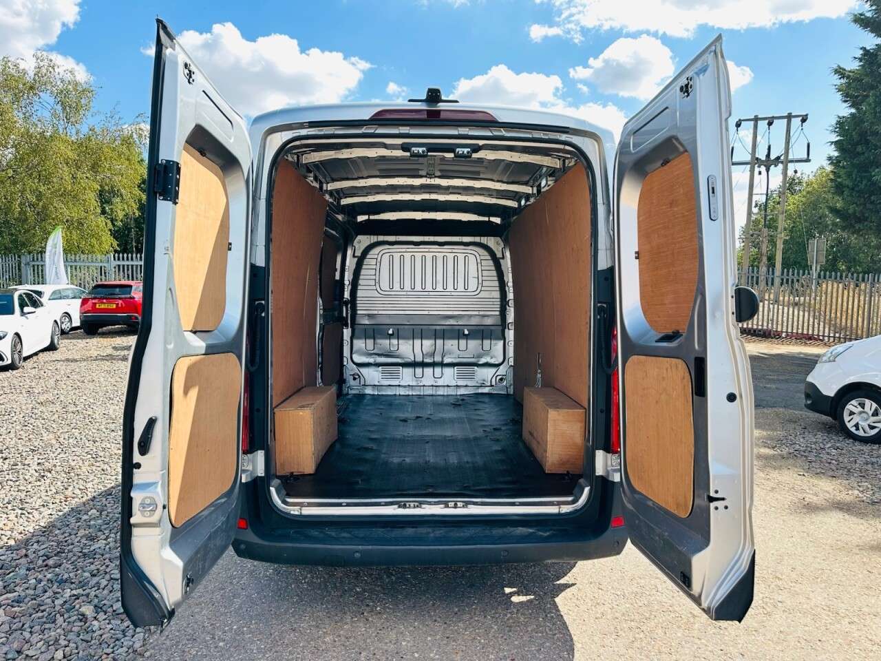 2021 MAXUS DELIVER 9 2021 MAXUS DELIVER 9