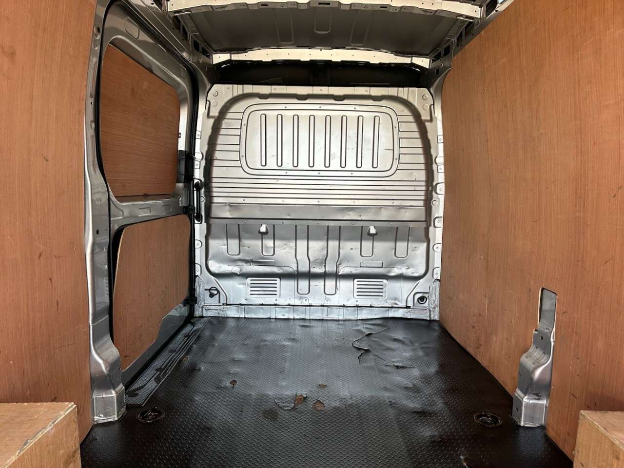 2021 MAXUS DELIVER 9 2021 MAXUS DELIVER 9