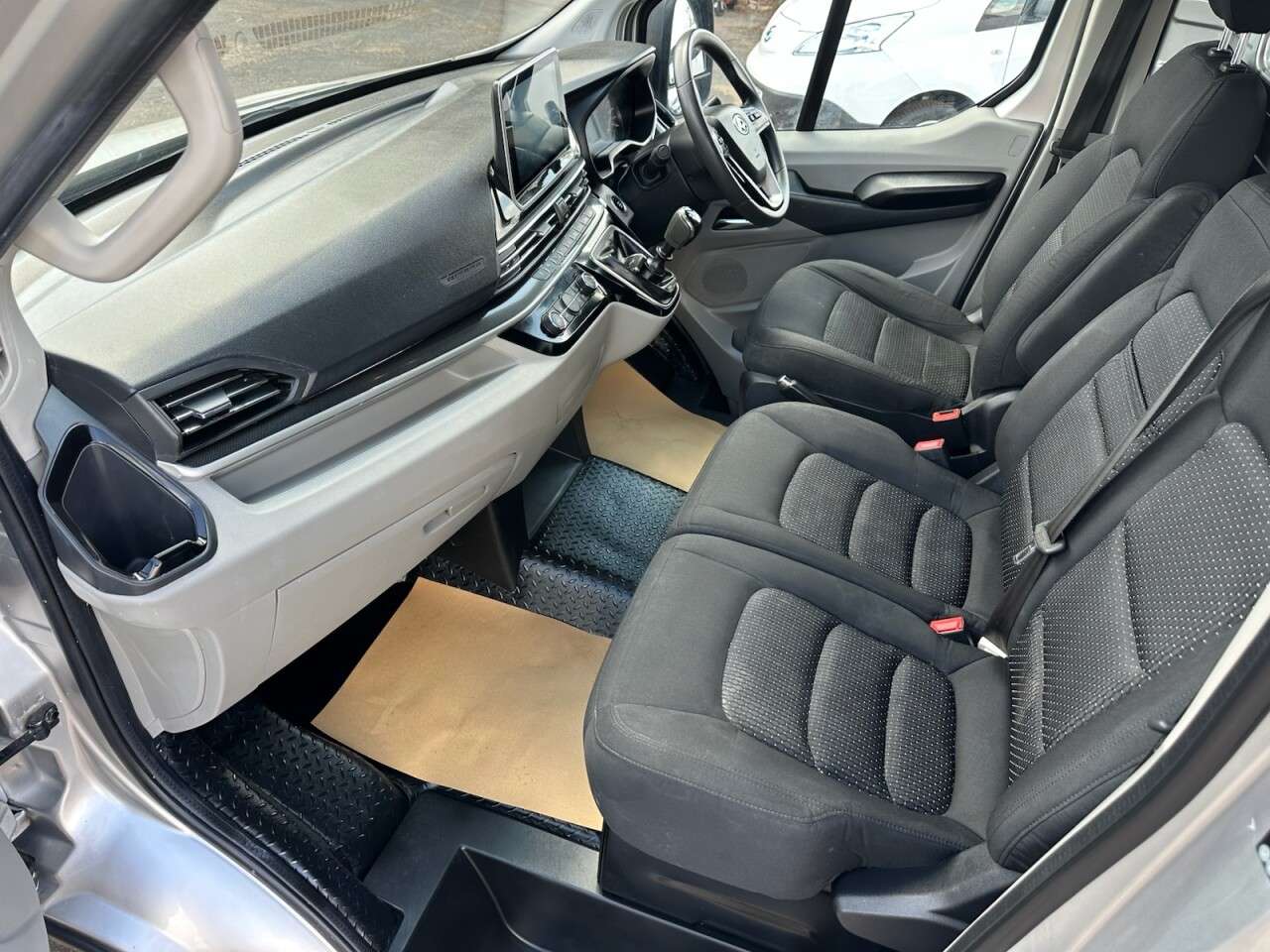 2021 MAXUS DELIVER 9 2021 MAXUS DELIVER 9