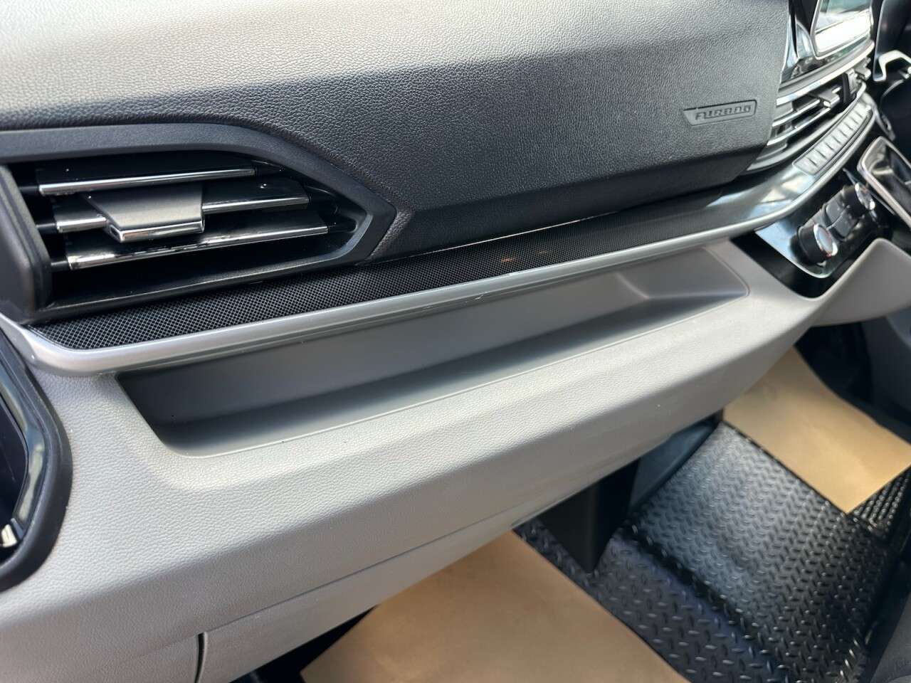 2021 MAXUS DELIVER 9 2021 MAXUS DELIVER 9