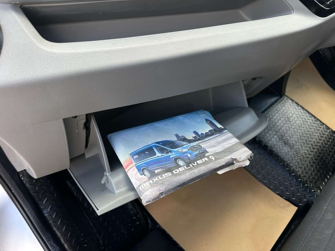 2021 MAXUS DELIVER 9 2021 MAXUS DELIVER 9