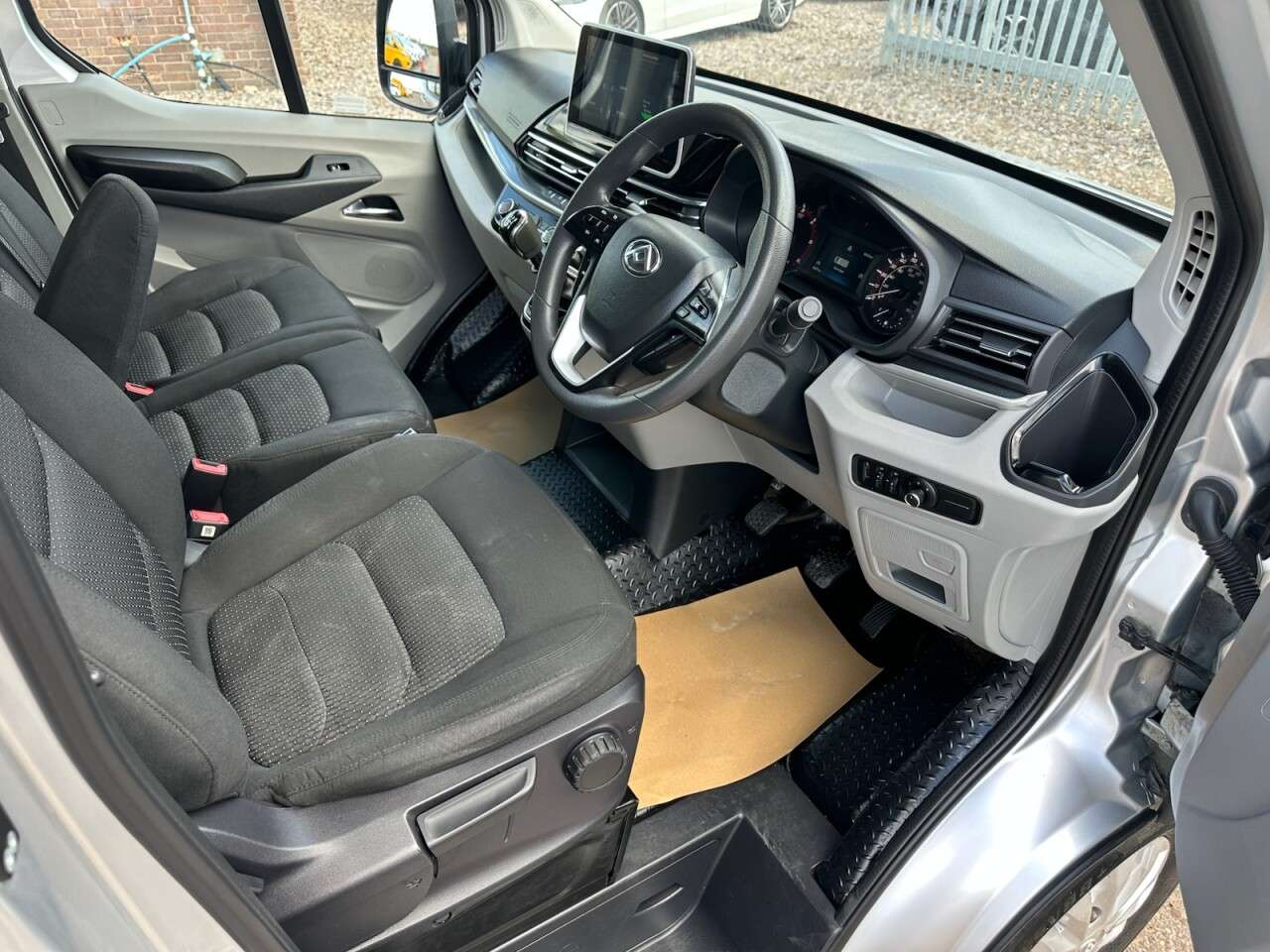 2021 MAXUS DELIVER 9 2021 MAXUS DELIVER 9