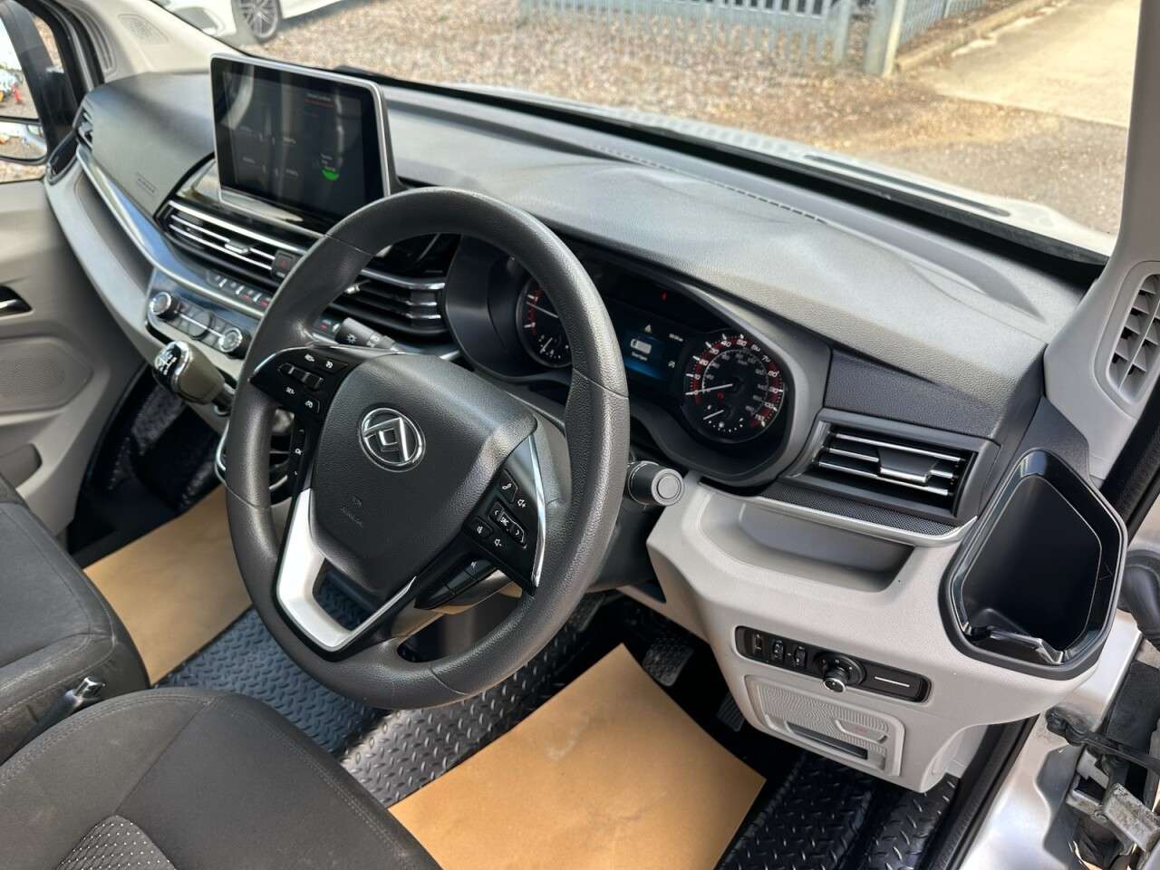 2021 MAXUS DELIVER 9 2021 MAXUS DELIVER 9