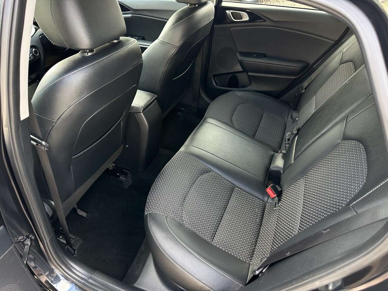 2021 KIA CEED 2021 KIA CEED