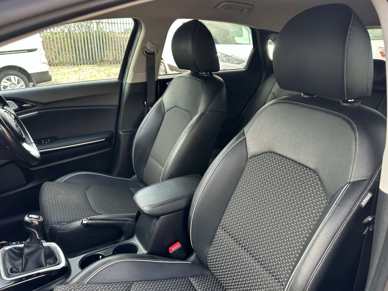 2021 KIA CEED 2021 KIA CEED