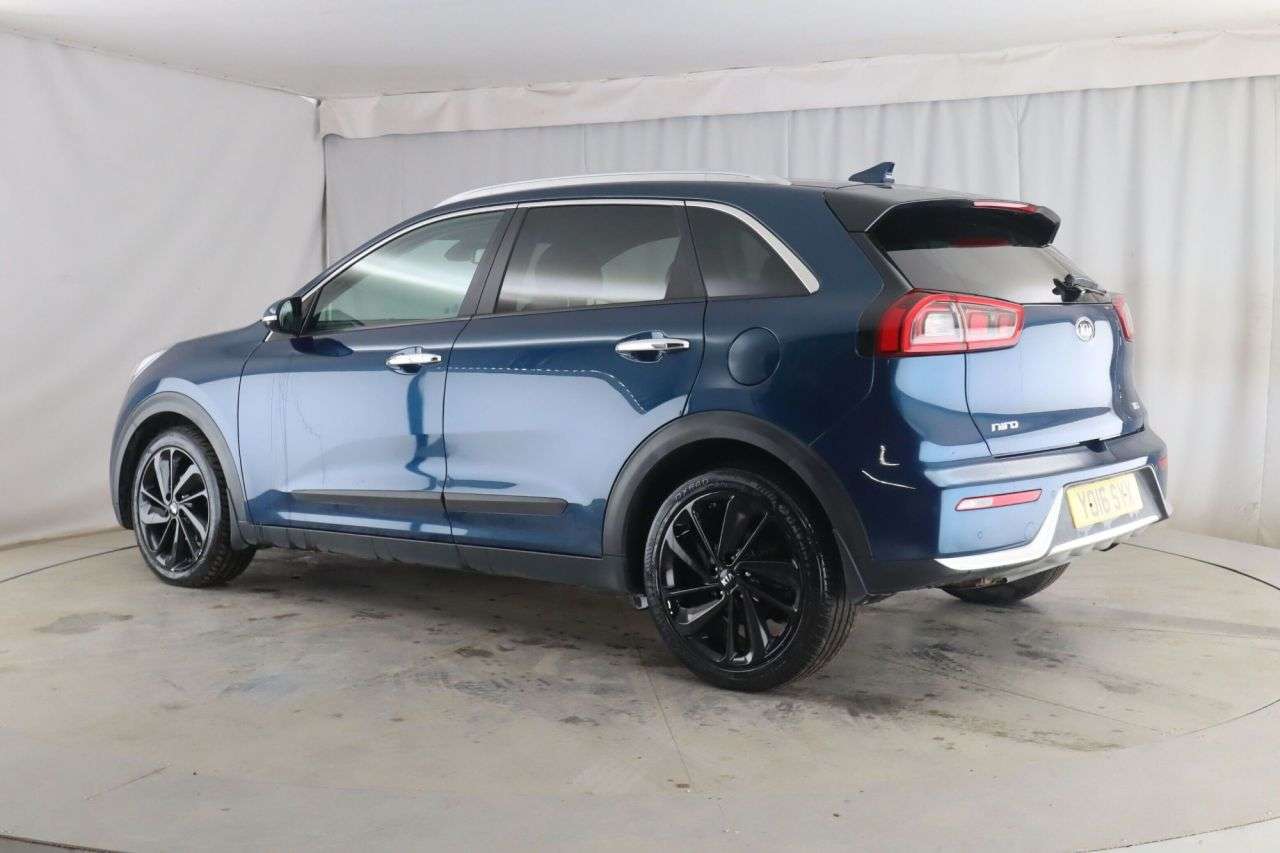 A 2016 KIA NIRO 1.6h GDi 3 SUV 5dr Petrol Hybrid DCT Euro 6 (s/s) (139 bhp) A 2016 KIA NIRO 1.6h GDi 3 SUV 5dr Petrol Hybrid DCT Euro 6 (s/s) (139 bhp)