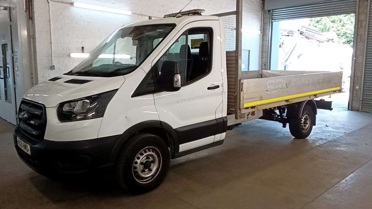 A 2021 FORD TRANSIT 2.0 350 EcoBlue HD Leader Chassis Cab 2dr Diesel Manual FWD L3 Euro 6 (s/s) A 2021 FORD TRANSIT 2.0 350 EcoBlue HD Leader Chassis Cab 2dr Diesel Manual FWD L3 Euro 6 (s/s)