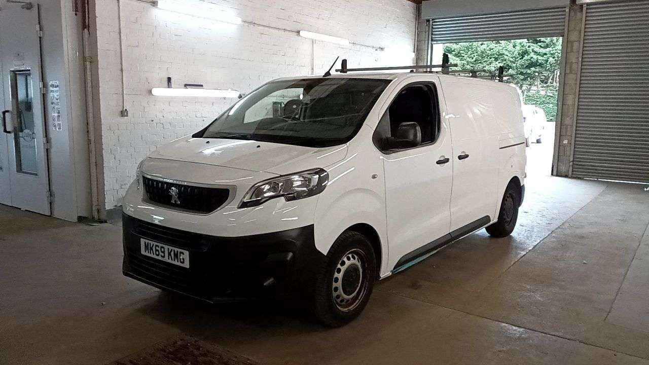 A 2019 PEUGEOT EXPERT 1.5 BlueHDi 1000 Professional Standard Panel Van 6dr Diesel Manual MWB Euro A 2019 PEUGEOT EXPERT 1.5 BlueHDi 1000 Professional Standard Panel Van 6dr Diesel Manual MWB Euro
