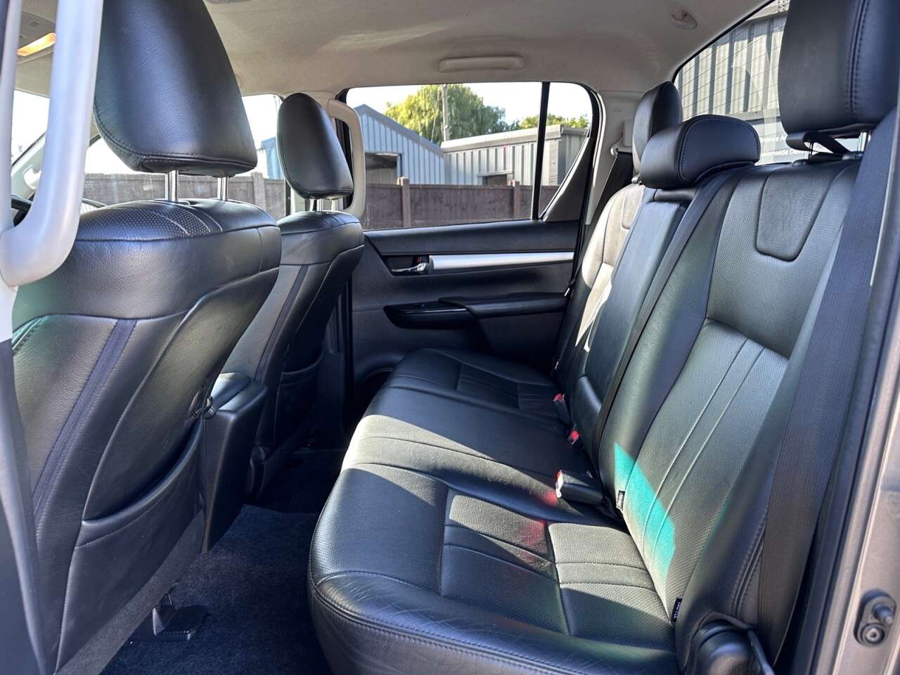 null TOYOTA HI-LUX null TOYOTA HI-LUX