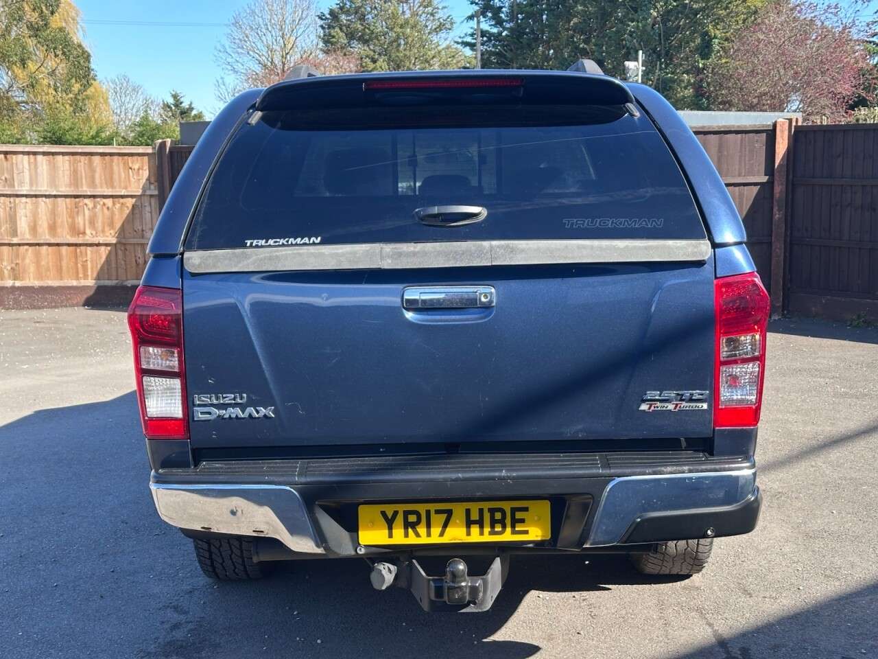 2017 ISUZU D-MAX 2017 ISUZU D-MAX