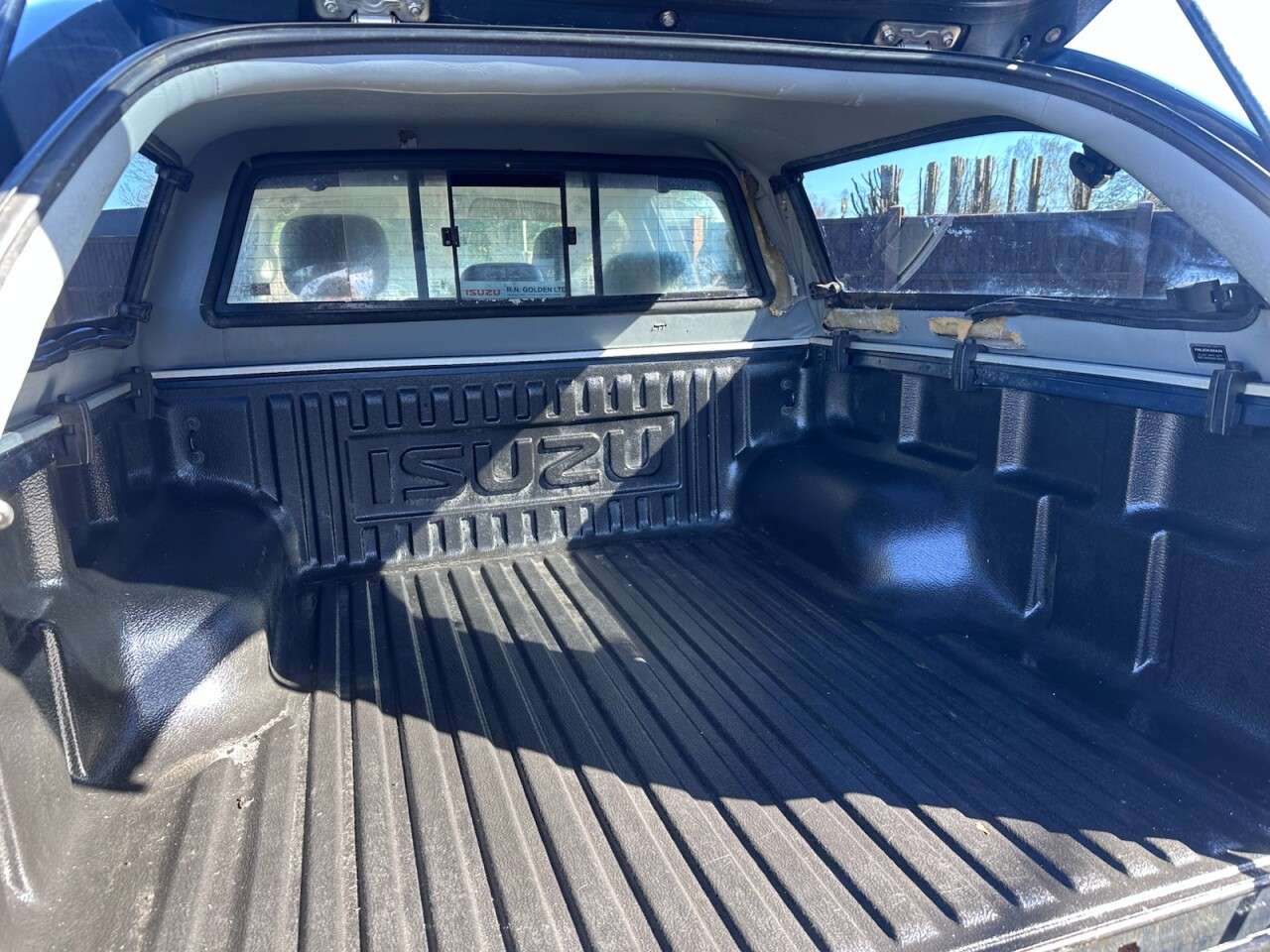 2017 ISUZU D-MAX 2017 ISUZU D-MAX