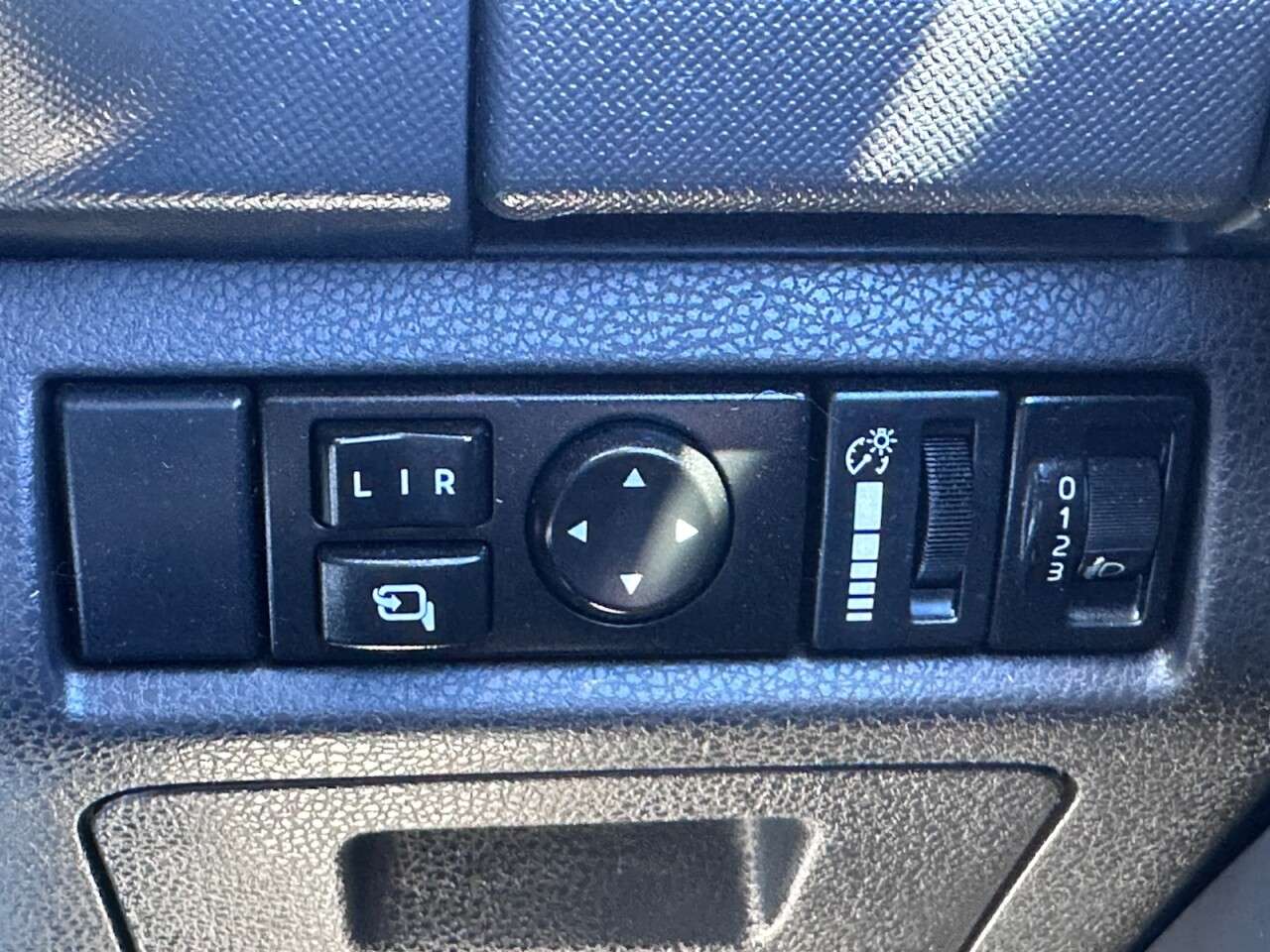 2017 ISUZU D-MAX 2017 ISUZU D-MAX