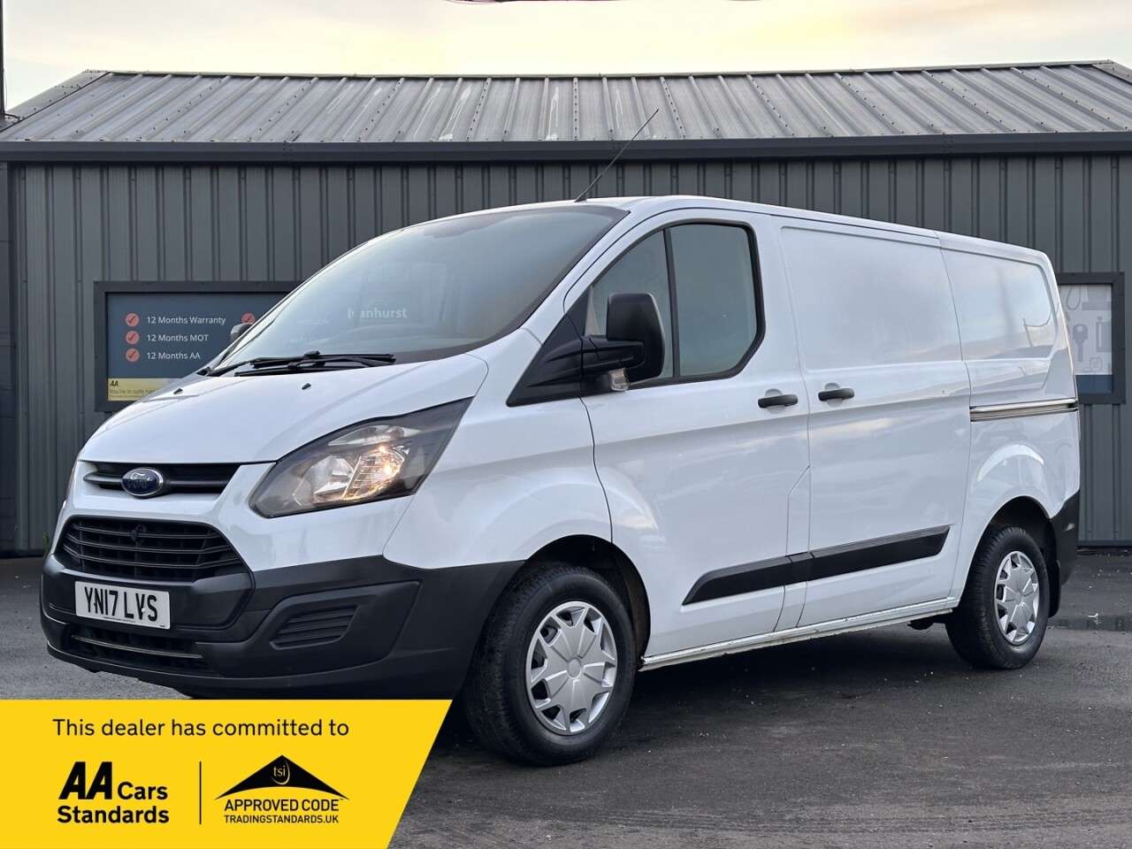 A 2017 FORD TRANSIT CUSTOM 2.0 TDCi 270 Panel Van 5dr Diesel Manual L1 H1 (163 g/km, 104 bhp) A 2017 FORD TRANSIT CUSTOM 2.0 TDCi 270 Panel Van 5dr Diesel Manual L1 H1 (163 g/km, 104 bhp)