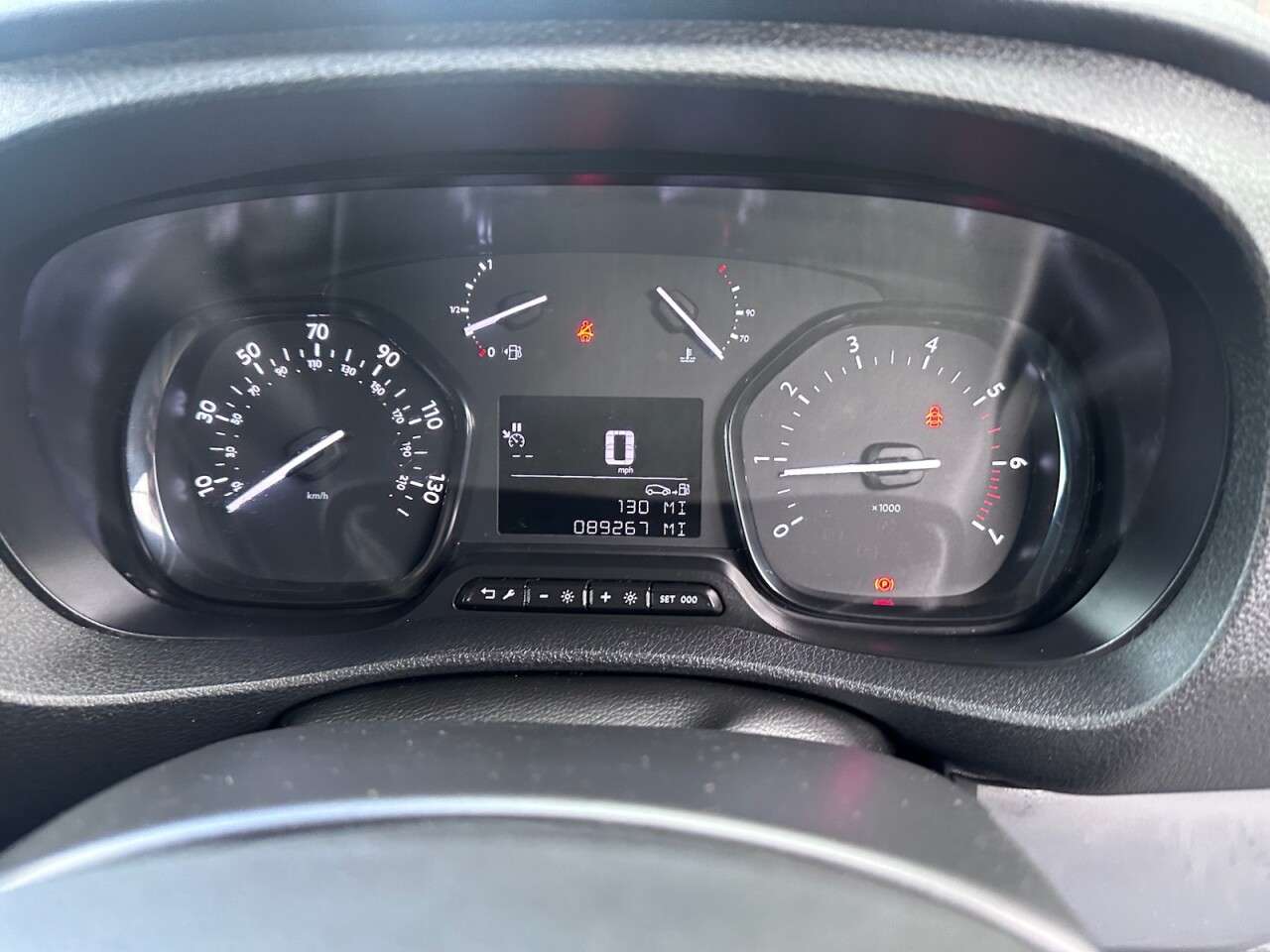 2022 VAUXHALL VIVARO 2022 VAUXHALL VIVARO