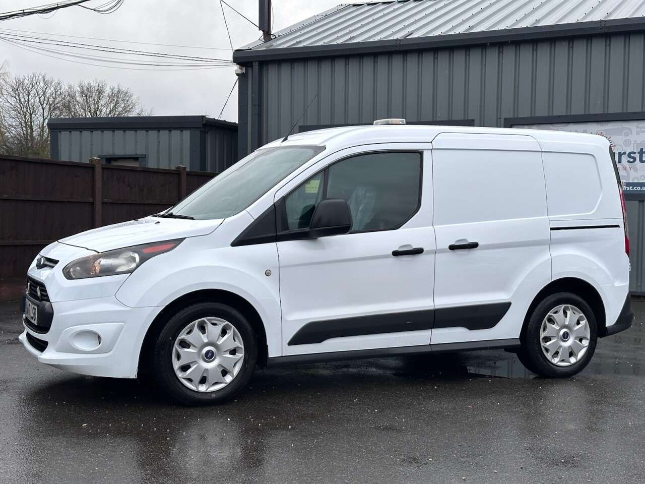 A 2017 FORD TRANSIT CONNECT 1.5 TDCi 200 Trend Panel Van 5dr Diesel Manual L1 H1 (119 g/km, 118 bhp) NO A 2017 FORD TRANSIT CONNECT 1.5 TDCi 200 Trend Panel Van 5dr Diesel Manual L1 H1 (119 g/km, 118 bhp) NO