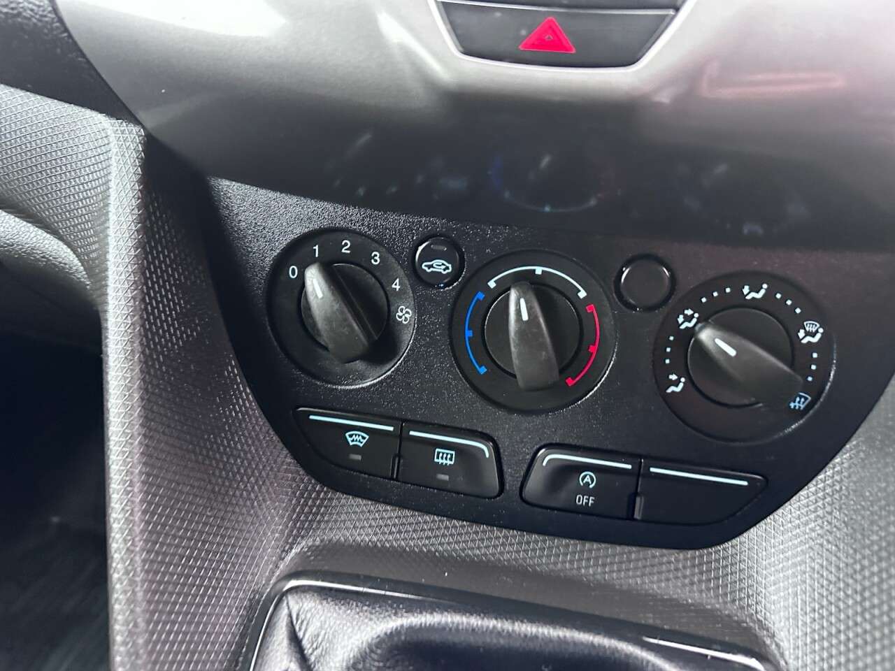 2017 FORD TRANSIT CONNECT 2017 FORD TRANSIT CONNECT