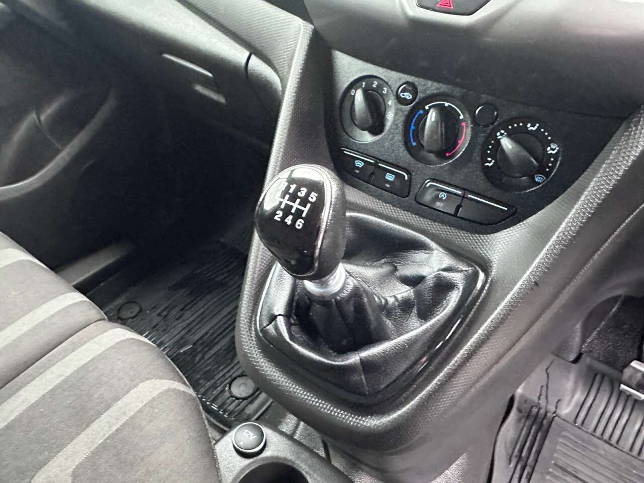 2017 FORD TRANSIT CONNECT 2017 FORD TRANSIT CONNECT