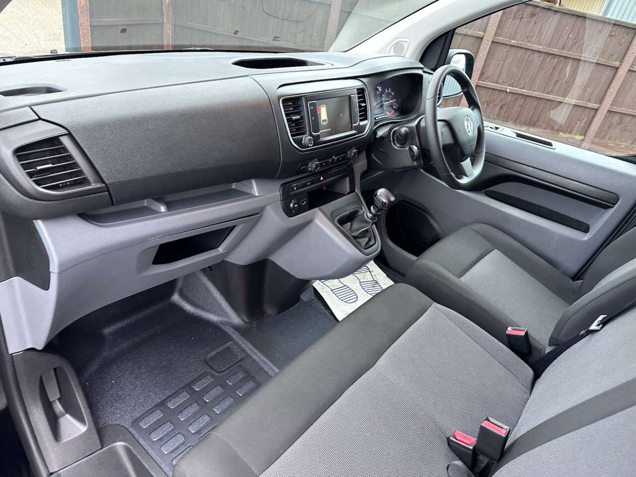 0 VAUXHALL VIVARO 0 VAUXHALL VIVARO