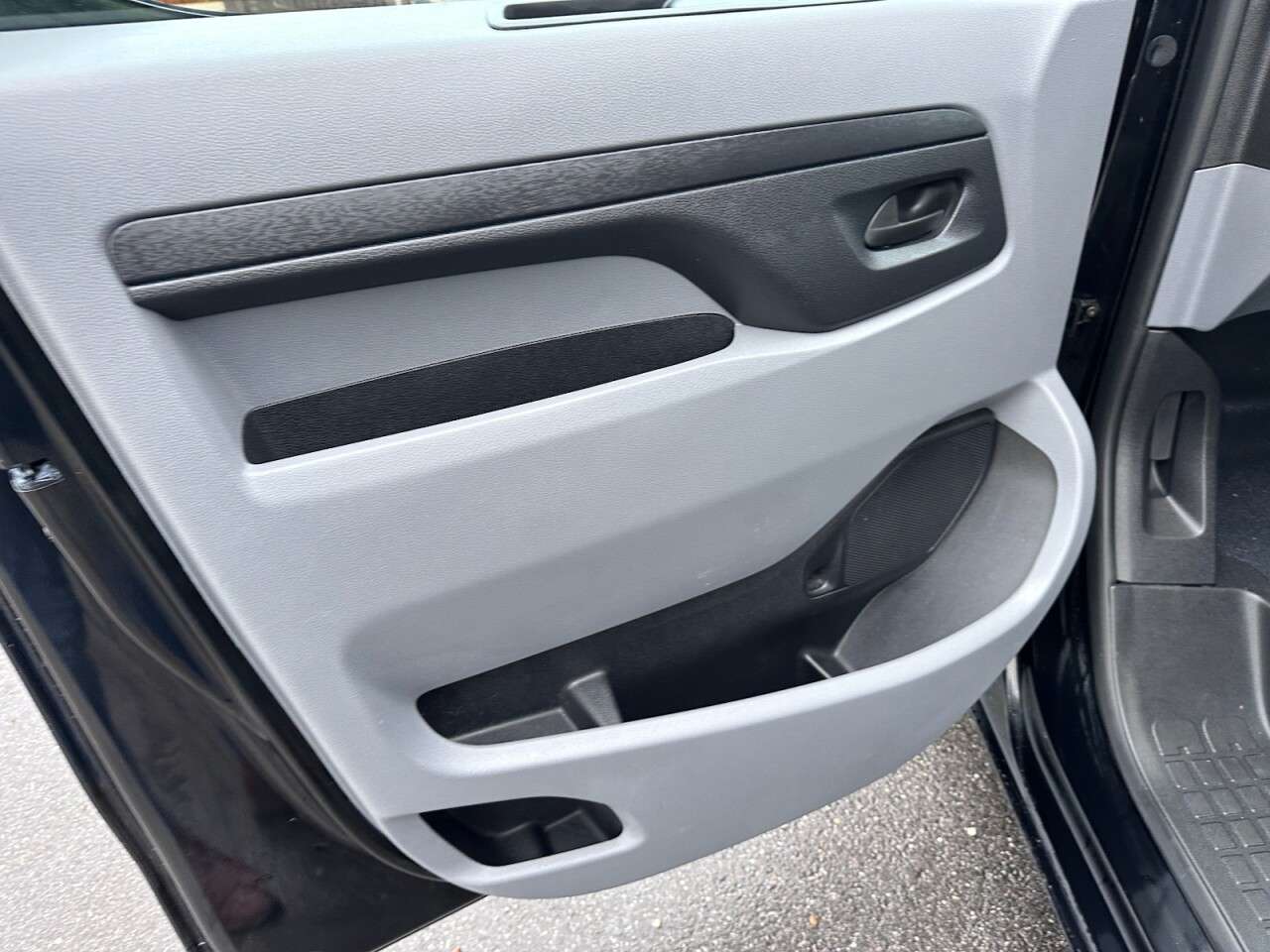 0 VAUXHALL VIVARO 0 VAUXHALL VIVARO