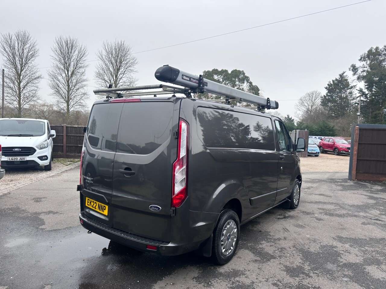 A 0 FORD TRANSIT CUSTOM 2.0 280 EcoBlue Trend Panel Van 5dr Diesel Manual L1 H1 Euro 6 (s/s) (130 p A 0 FORD TRANSIT CUSTOM 2.0 280 EcoBlue Trend Panel Van 5dr Diesel Manual L1 H1 Euro 6 (s/s) (130 p