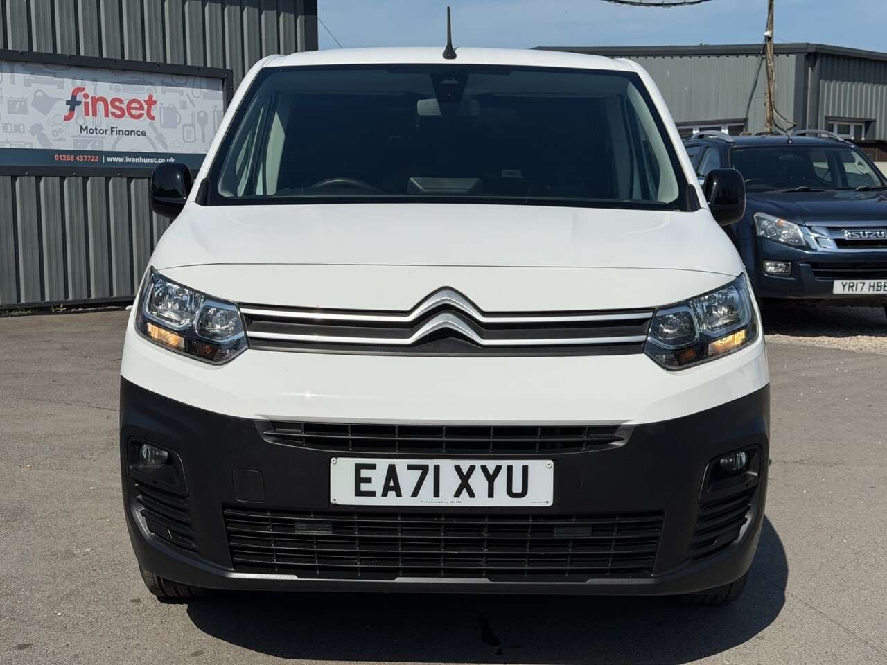 A 2021 CITROEN BERLINGO 1.5 BlueHDi 1000 Enterprise M Pro Panel Van 5dr Diesel EAT8 SWB Euro 6 (s/s A 2021 CITROEN BERLINGO 1.5 BlueHDi 1000 Enterprise M Pro Panel Van 5dr Diesel EAT8 SWB Euro 6 (s/s