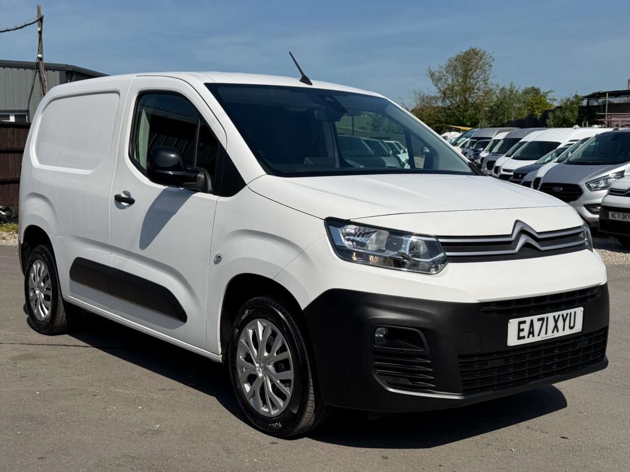 A 2021 CITROEN BERLINGO 1.5 BlueHDi 1000 Enterprise M Pro Panel Van 5dr Diesel EAT8 SWB Euro 6 (s/s A 2021 CITROEN BERLINGO 1.5 BlueHDi 1000 Enterprise M Pro Panel Van 5dr Diesel EAT8 SWB Euro 6 (s/s