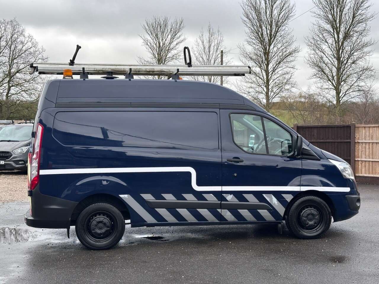 A 0 FORD TRANSIT CUSTOM Transit Custom 2.2 TDCi 125ps High Roof Trend Van L1H2 2.2 CHAIN ENGINE, H2 A 0 FORD TRANSIT CUSTOM Transit Custom 2.2 TDCi 125ps High Roof Trend Van L1H2 2.2 CHAIN ENGINE, H2