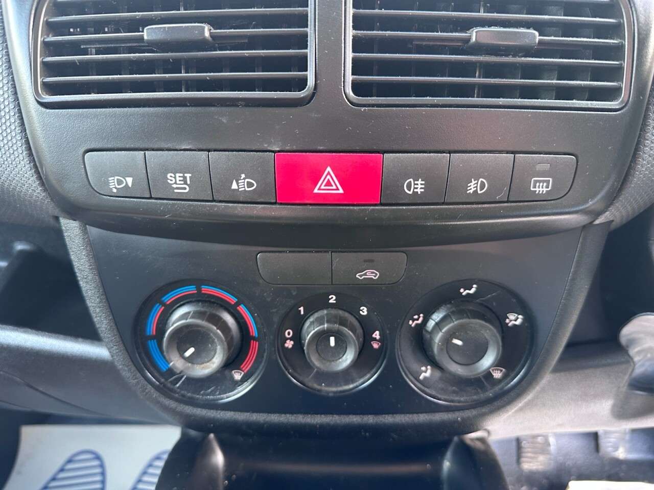 2016 FIAT DOBLO 2016 FIAT DOBLO