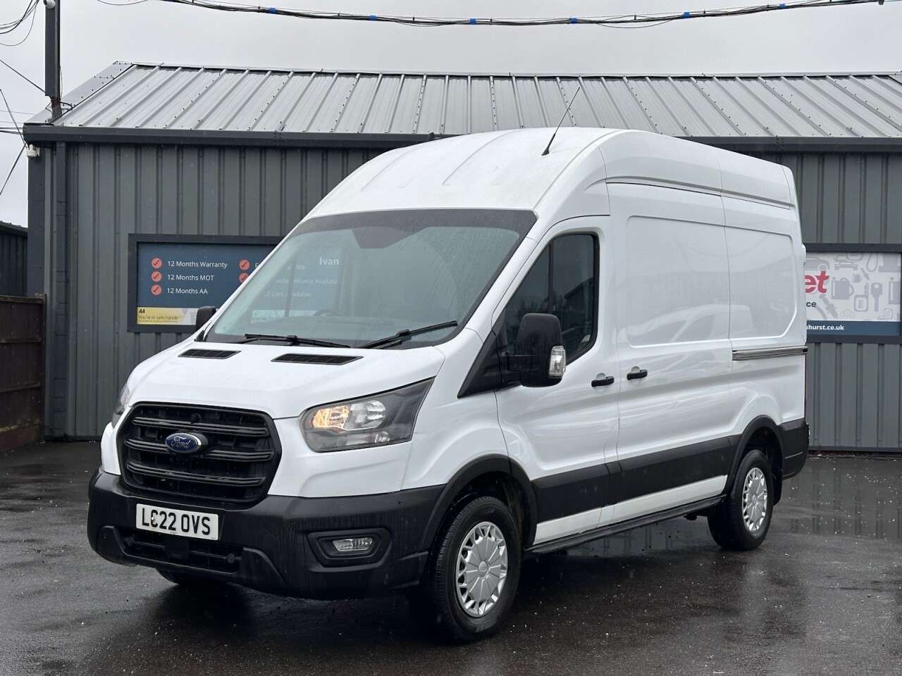 A 0 FORD TRANSIT 2.0 350 EcoBlue Leader Panel Van 5dr Diesel Manual AWD L2 H2 Euro 6 (s/s) ( A 0 FORD TRANSIT 2.0 350 EcoBlue Leader Panel Van 5dr Diesel Manual AWD L2 H2 Euro 6 (s/s) (