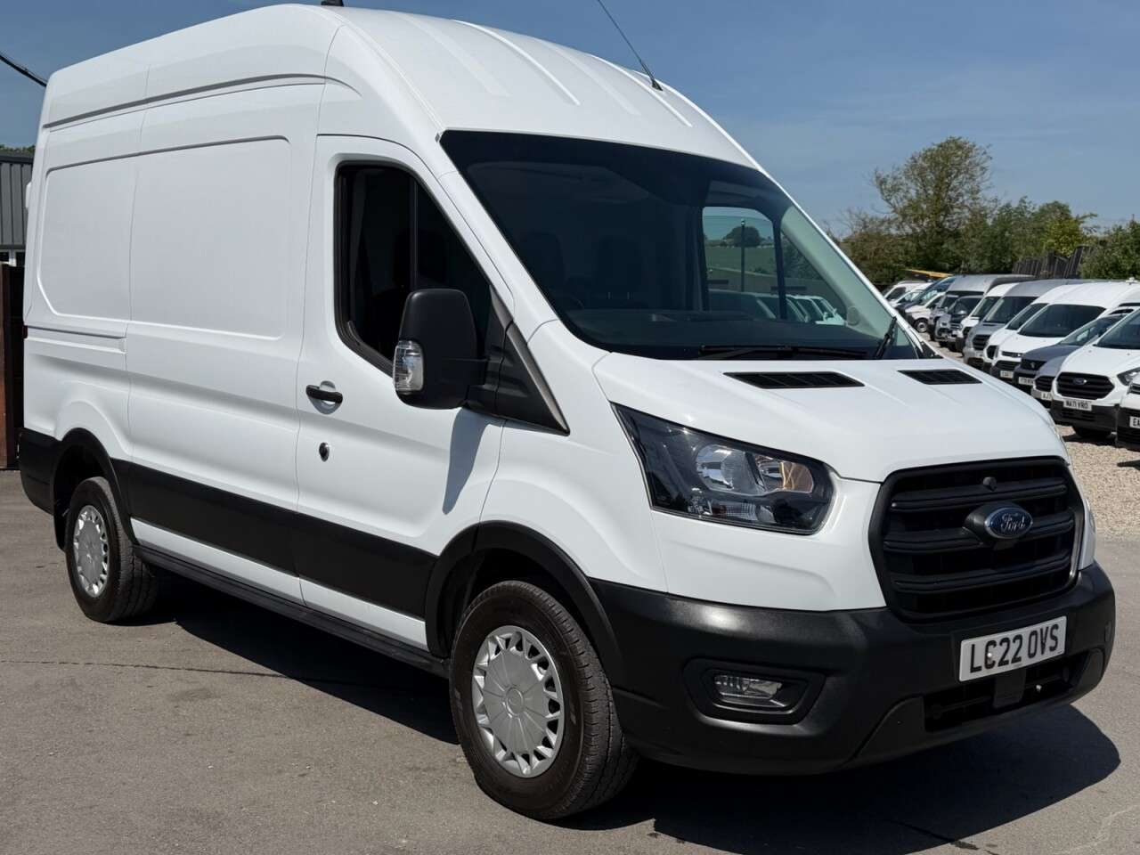 A 2022 FORD TRANSIT 2.0 350 EcoBlue Leader Panel Van 5dr Diesel Manual AWD L2 H2 Euro 6 (s/s) ( A 2022 FORD TRANSIT 2.0 350 EcoBlue Leader Panel Van 5dr Diesel Manual AWD L2 H2 Euro 6 (s/s) (