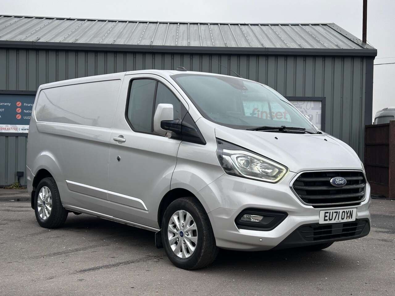 A 2022 FORD TRANSIT CUSTOM 2.0 300 EcoBlue Limited Panel Van 5dr Diesel Manual L1 H1 Euro 6 (s/s) (130 A 2022 FORD TRANSIT CUSTOM 2.0 300 EcoBlue Limited Panel Van 5dr Diesel Manual L1 H1 Euro 6 (s/s) (130