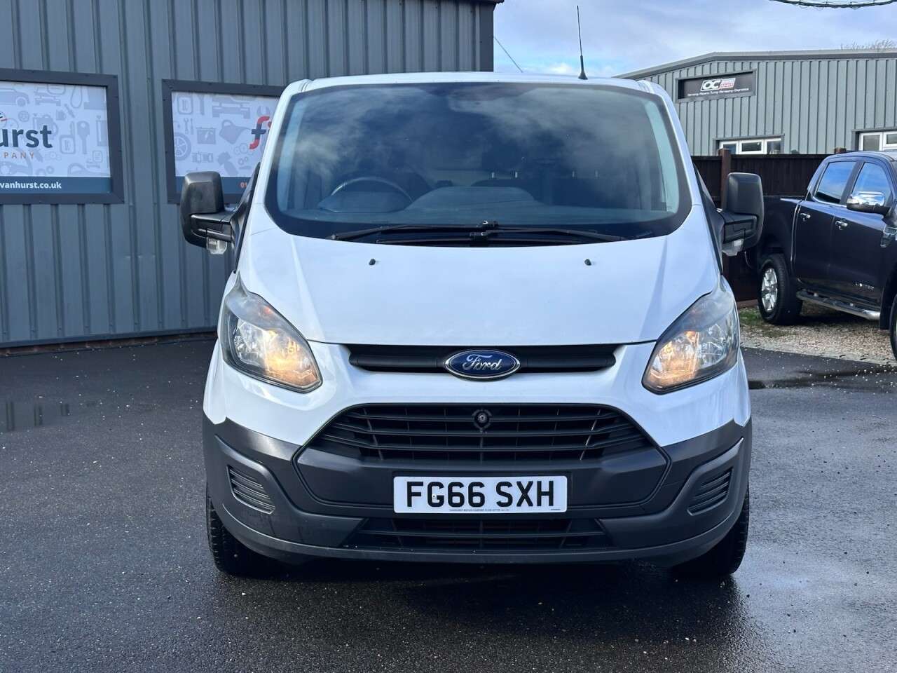 A 2016 FORD TRANSIT CUSTOM 2.2 TDCi 290 Panel Van 5dr Diesel Manual L1 H1 (186 g/km, 98 bhp) LAST OF T A 2016 FORD TRANSIT CUSTOM 2.2 TDCi 290 Panel Van 5dr Diesel Manual L1 H1 (186 g/km, 98 bhp) LAST OF T