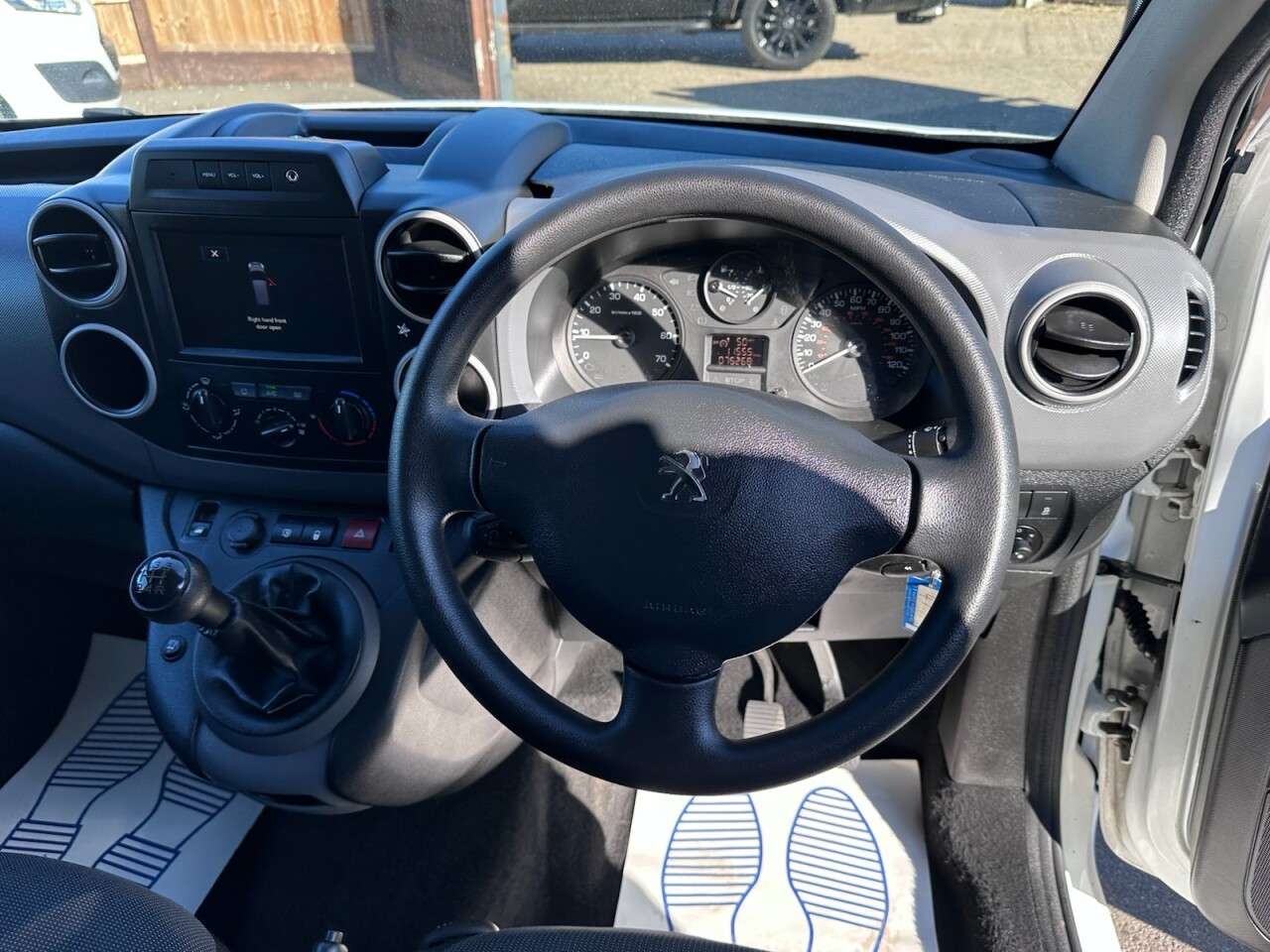 2018 PEUGEOT PARTNER 2018 PEUGEOT PARTNER