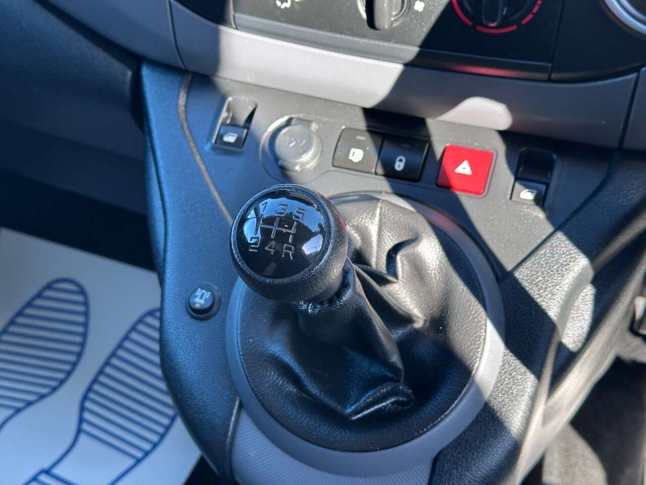 2018 PEUGEOT PARTNER 2018 PEUGEOT PARTNER