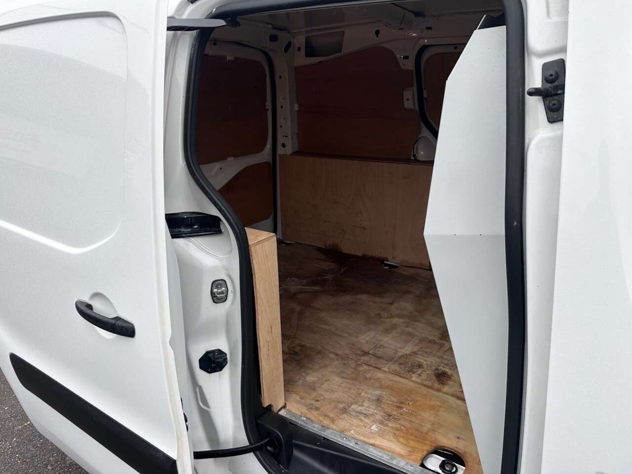 2018 PEUGEOT PARTNER 2018 PEUGEOT PARTNER