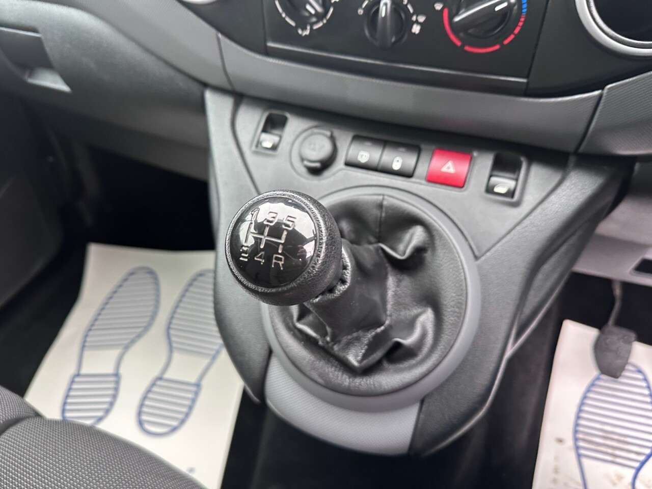 2018 PEUGEOT PARTNER 2018 PEUGEOT PARTNER