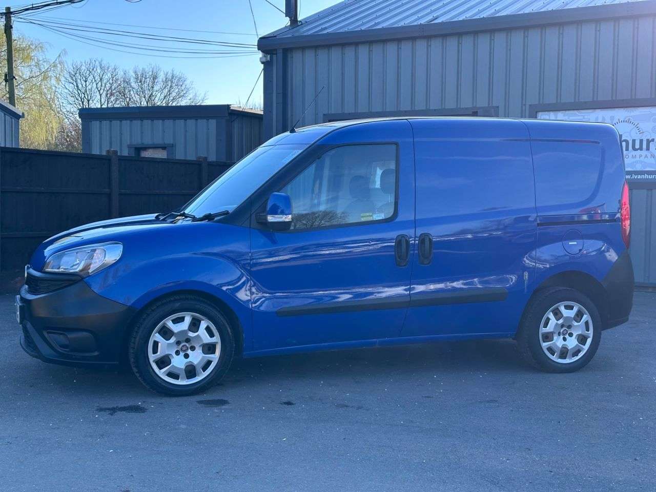 A 2016 FIAT DOBLO 1.3 JTD MultiJetII 16v SX Tecnico Panel Van 4dr Diesel Manual L1 H1 (126 g/ A 2016 FIAT DOBLO 1.3 JTD MultiJetII 16v SX Tecnico Panel Van 4dr Diesel Manual L1 H1 (126 g/