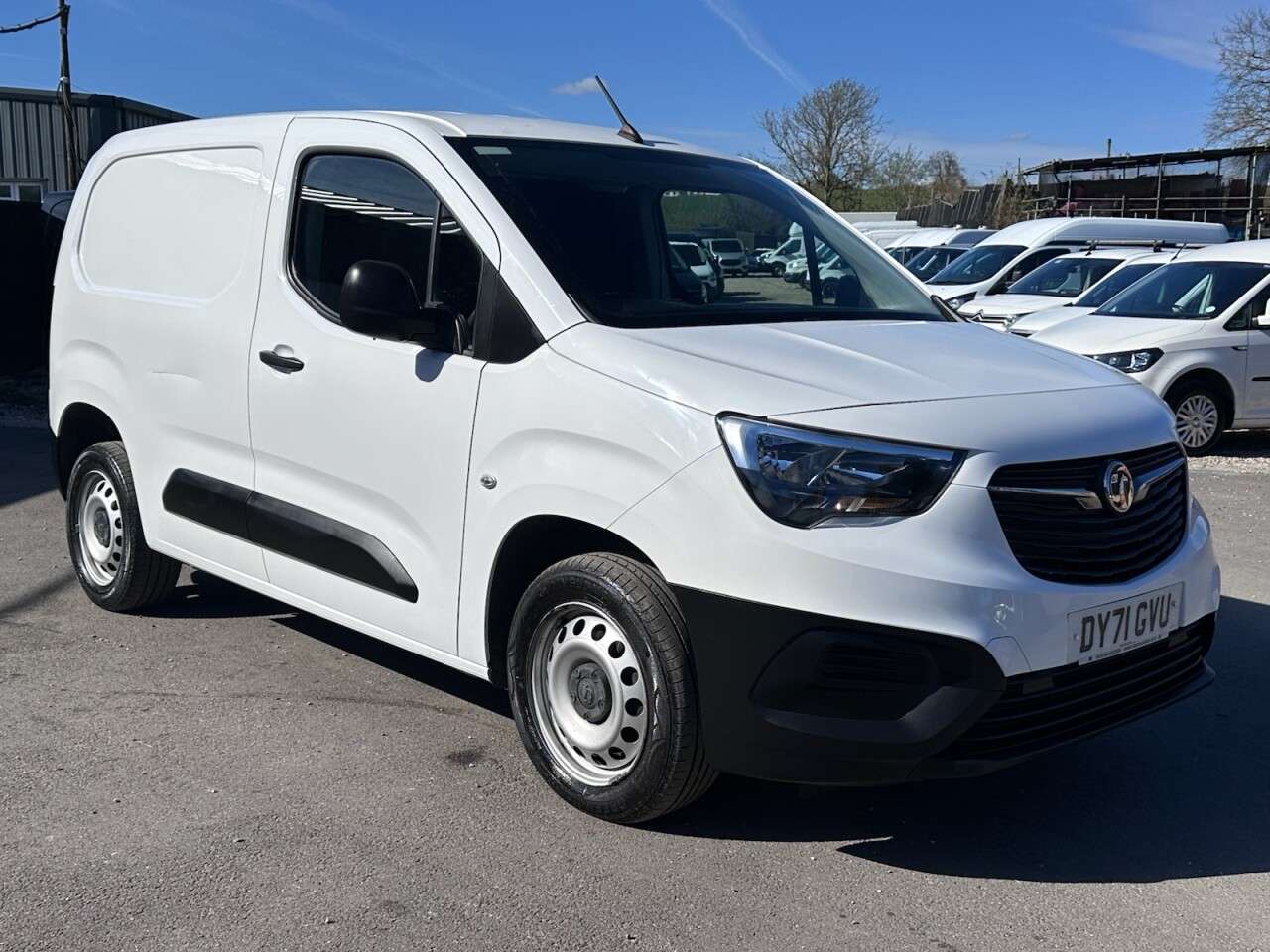 A 2021 VAUXHALL COMBO 1.5 Turbo D 2300 Dynamic Panel Van 4dr Diesel Manual L1 H1 Euro 6 (100 ps) A 2021 VAUXHALL COMBO 1.5 Turbo D 2300 Dynamic Panel Van 4dr Diesel Manual L1 H1 Euro 6 (100 ps)