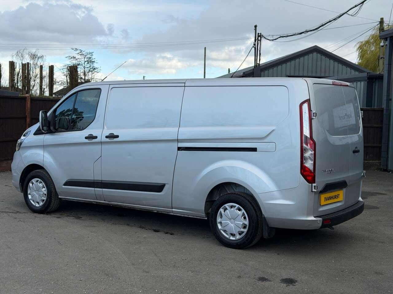 A 2022 FORD TRANSIT CUSTOM 2.0 300 EcoBlue Trend Panel Van 5dr Diesel Manual L2 H1 Euro 6 (130 ps) A 2022 FORD TRANSIT CUSTOM 2.0 300 EcoBlue Trend Panel Van 5dr Diesel Manual L2 H1 Euro 6 (130 ps)