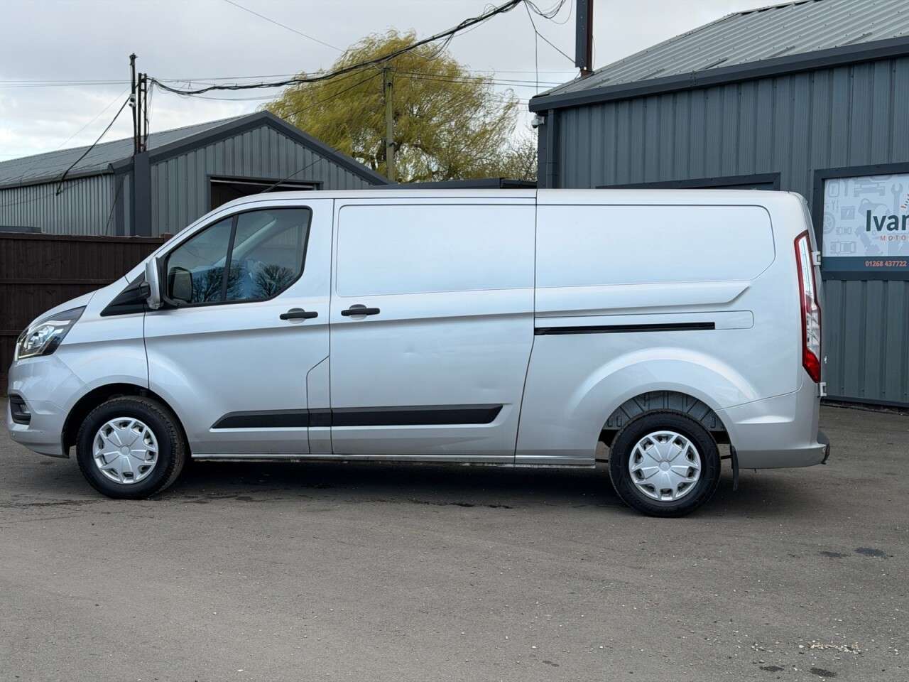 A 2022 FORD TRANSIT CUSTOM 2.0 300 EcoBlue Trend Panel Van 5dr Diesel Manual L2 H1 Euro 6 (130 ps) A 2022 FORD TRANSIT CUSTOM 2.0 300 EcoBlue Trend Panel Van 5dr Diesel Manual L2 H1 Euro 6 (130 ps)